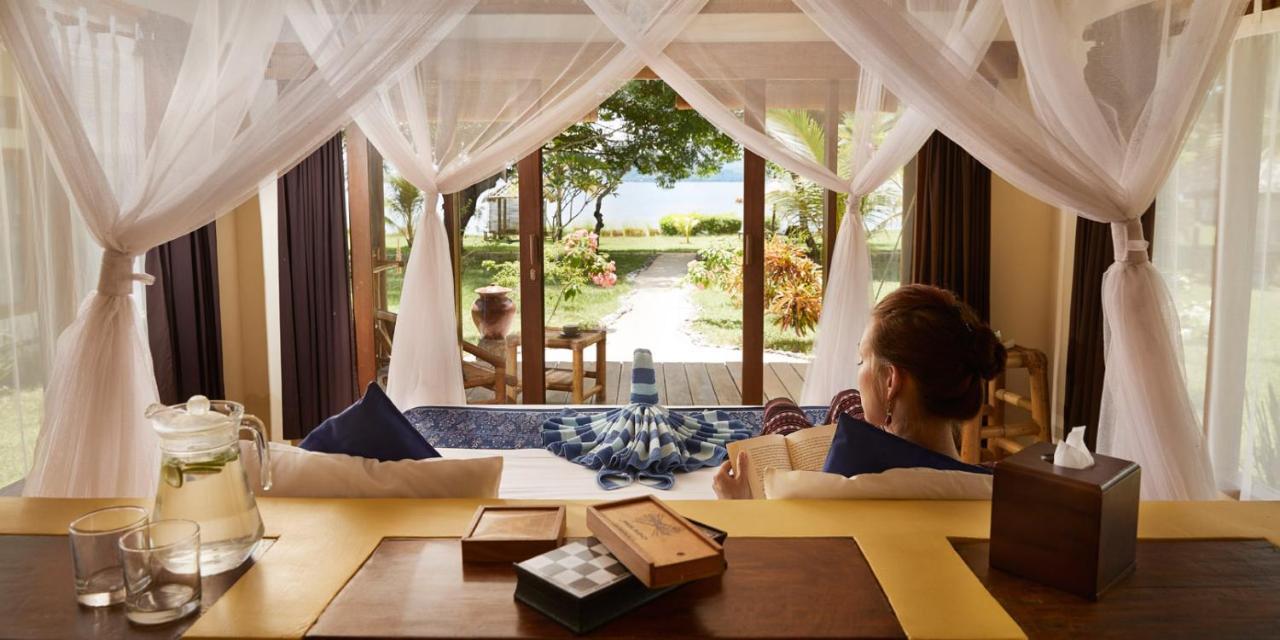 Pearl Beach Resort Gili Asahan Exterior foto